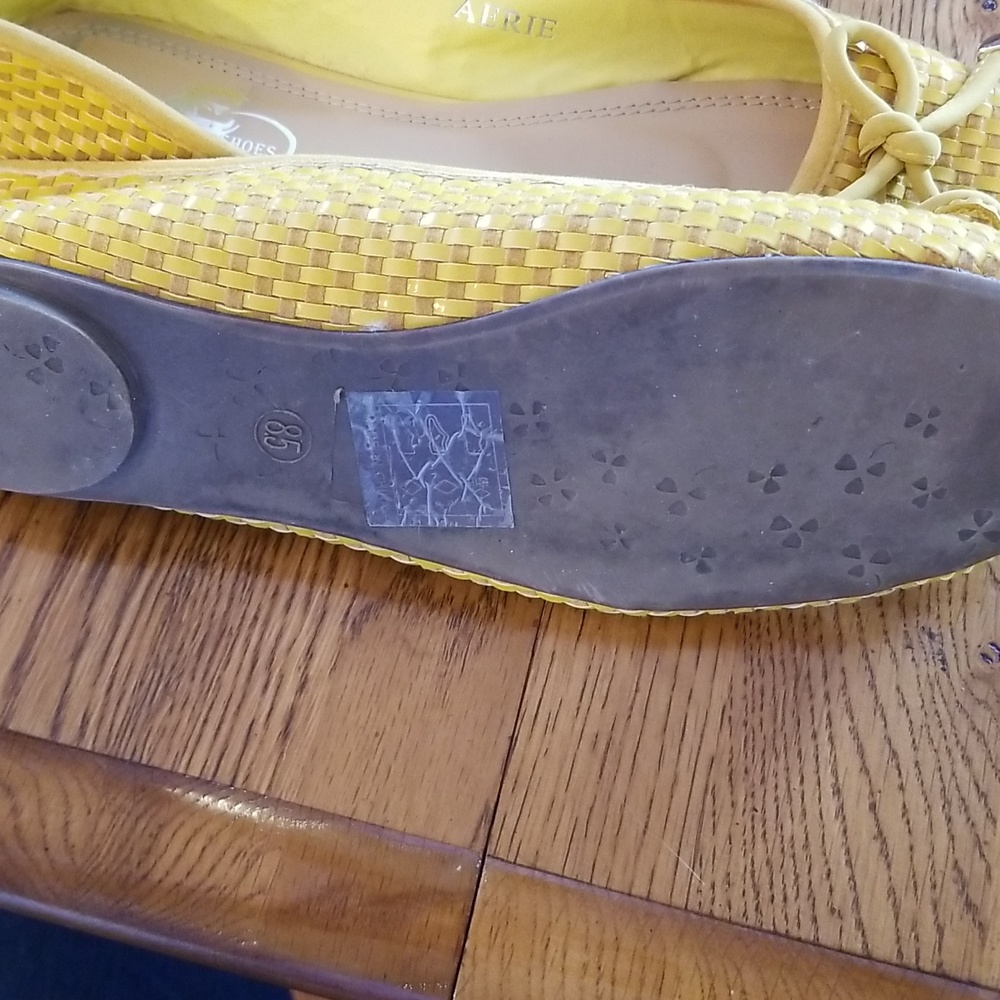 Aerie CG Shoes womens yellow & gold basket weave flat shoe size 8.5 - Picture 8 of 8